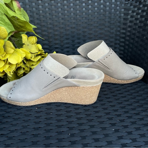 PAPILLIO  Rivet Womens Wedge Heel Mule Sandal Stone Size 37 - Picture 7 of 7